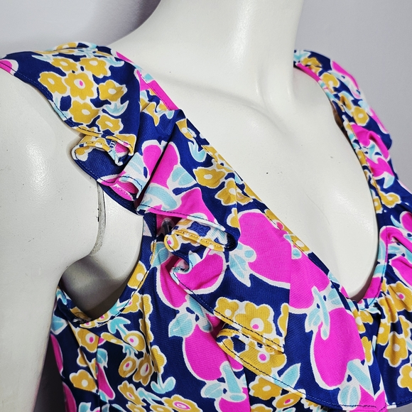 Vintage Fruit And Floral Patterned Sexy Ruffle Neckline Nightgown - Picture 3 of 10